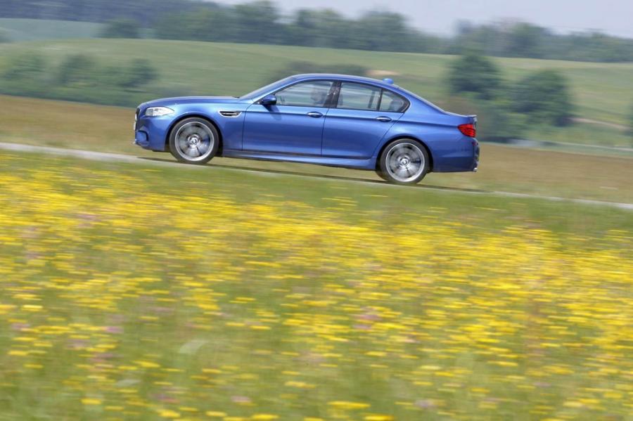  BMW M5 2012 года  (фото 139 из 319)